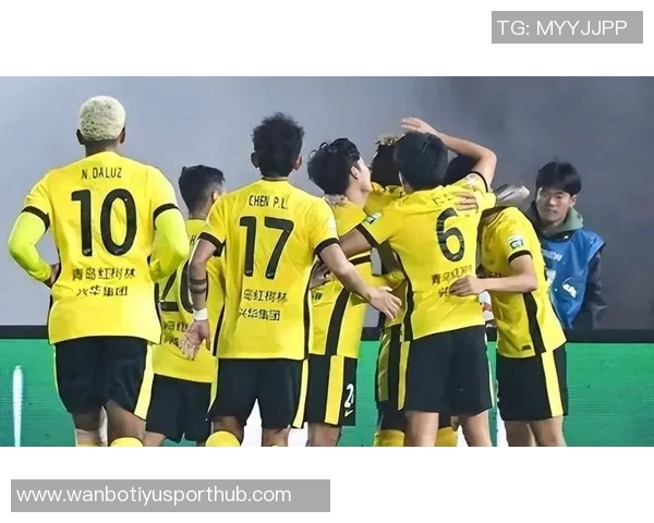 杨希感谢邵佳一称与队友聊天助力中文快速进步 杨希感谢邵佳一称与队友聊天助力中文快速进步