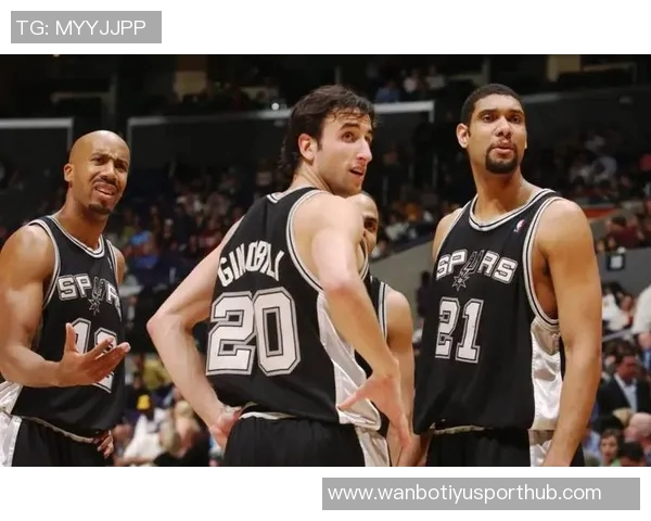 马刺队史年轻球员表现惊艳邓肯文班与卡斯尔共同创造30加10加5佳绩